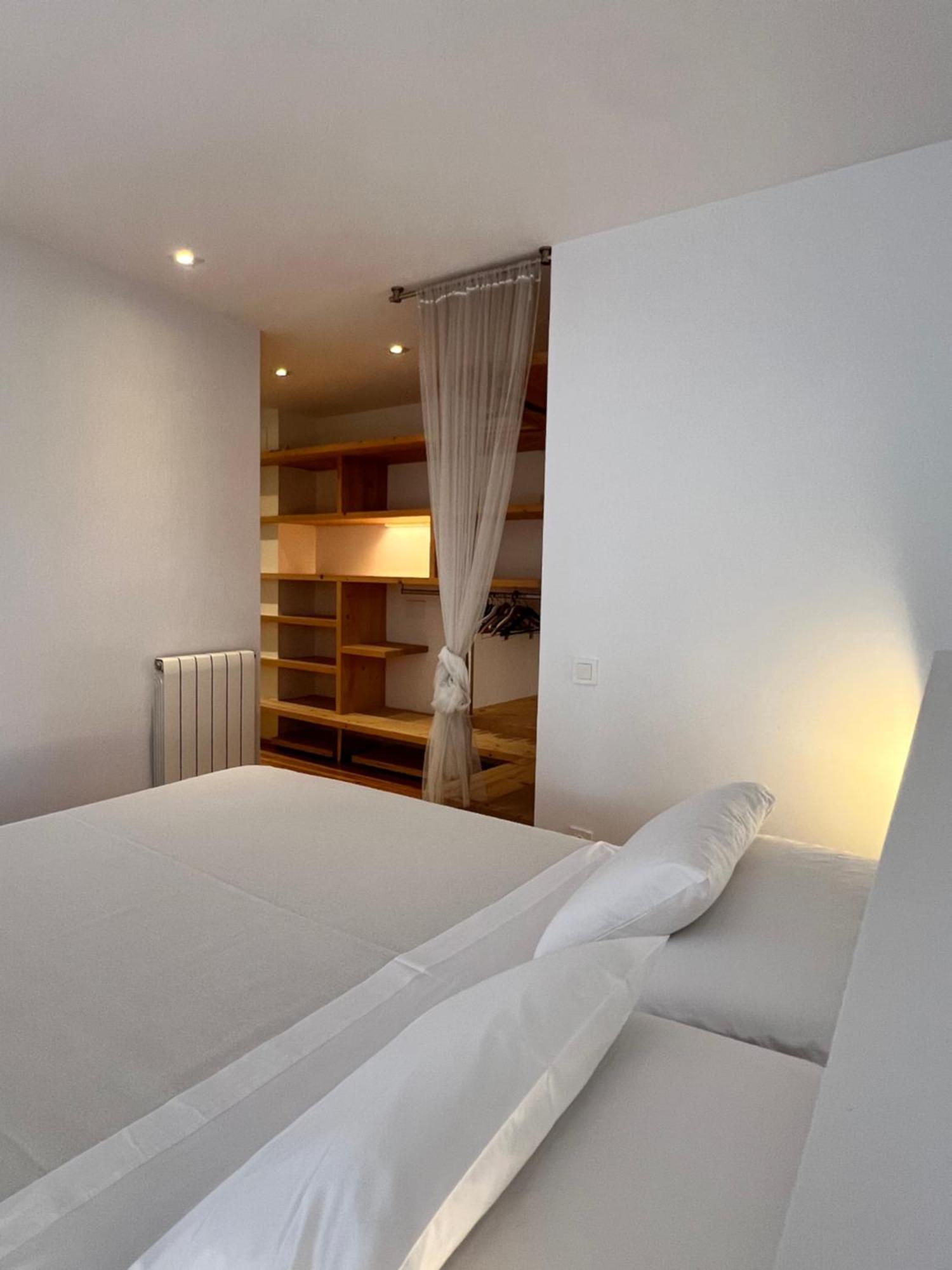 Hostal Rom Familiar Росас Экстерьер фото